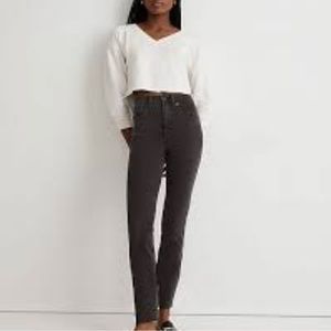 Madewell Stovepipe Jeans in Banberry Wash: Raw-Hem Edition size 25